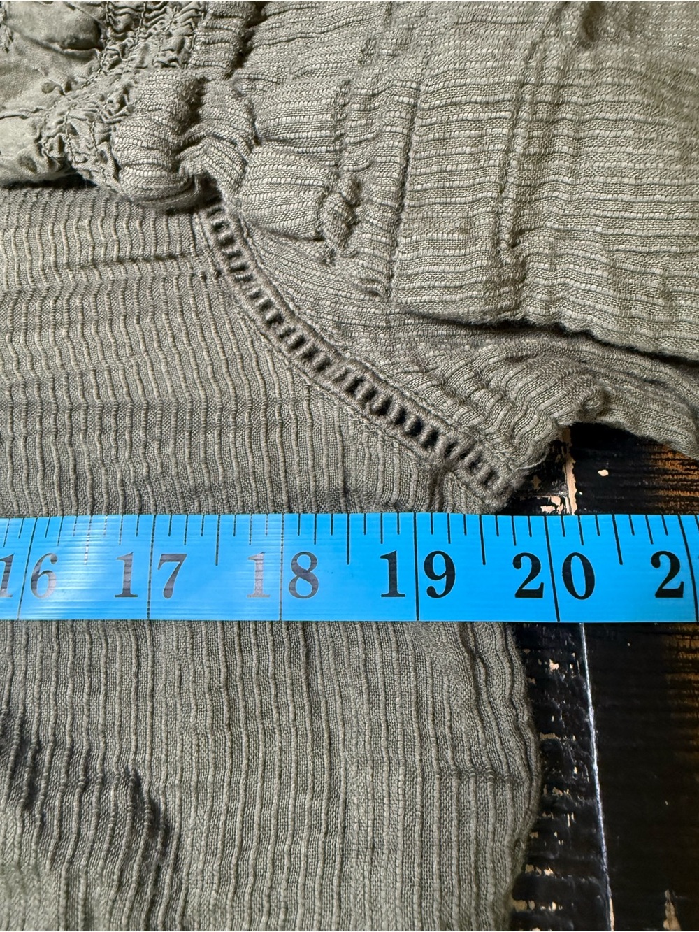 Quince Organic Textured Cotton Peasant Blouse Caper Green Ruffle Button Front Me - Picture 8 of 14